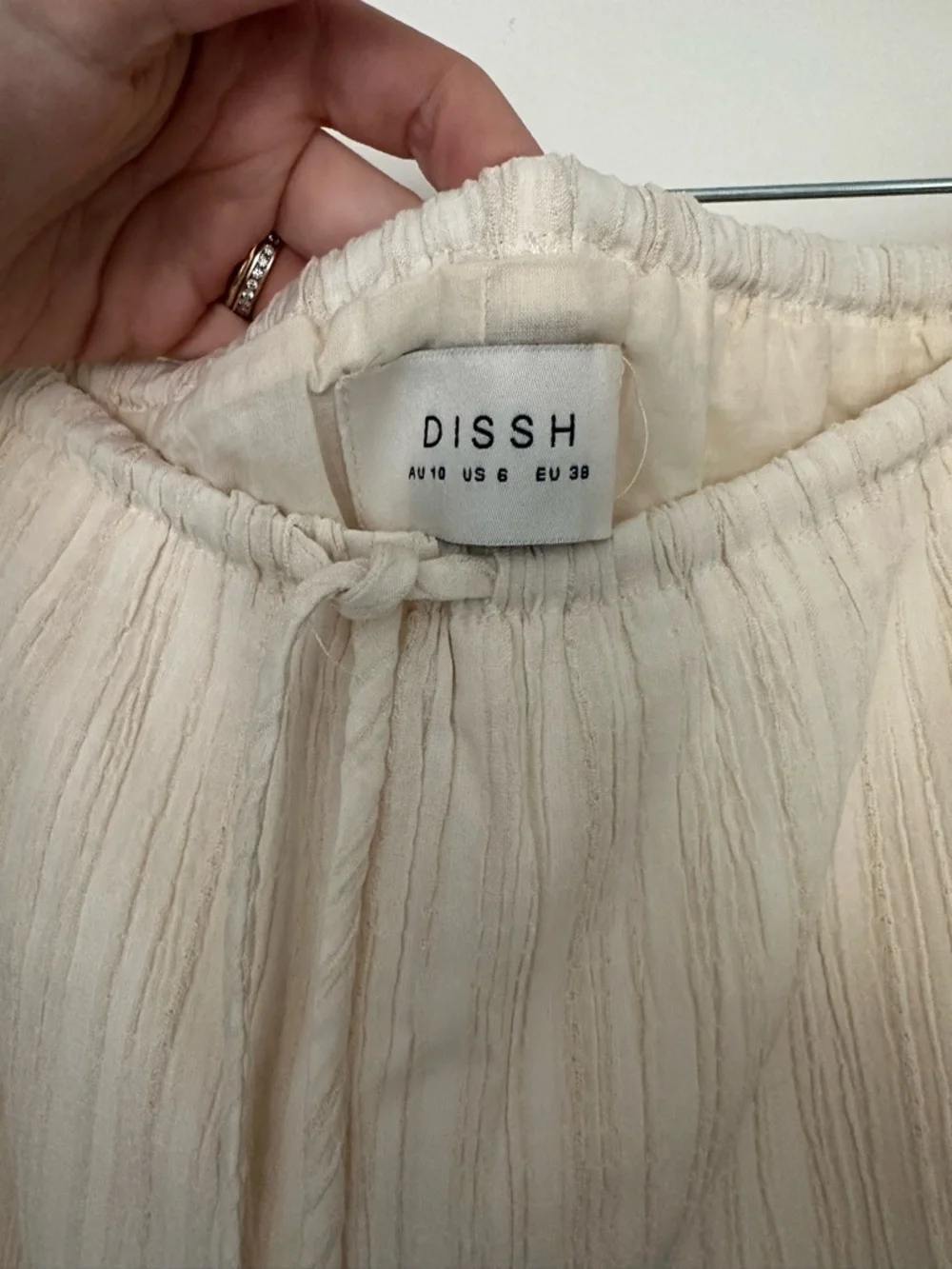 DISSH Lightweight Cream Wide-Leg pants - Picture 3 of 5